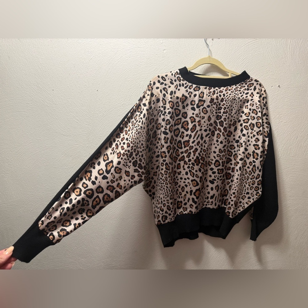 Sioni Leopard Print Dolman Sweater Top M Black Brown Animal Print Knit Blouse - Picture 3 of 6